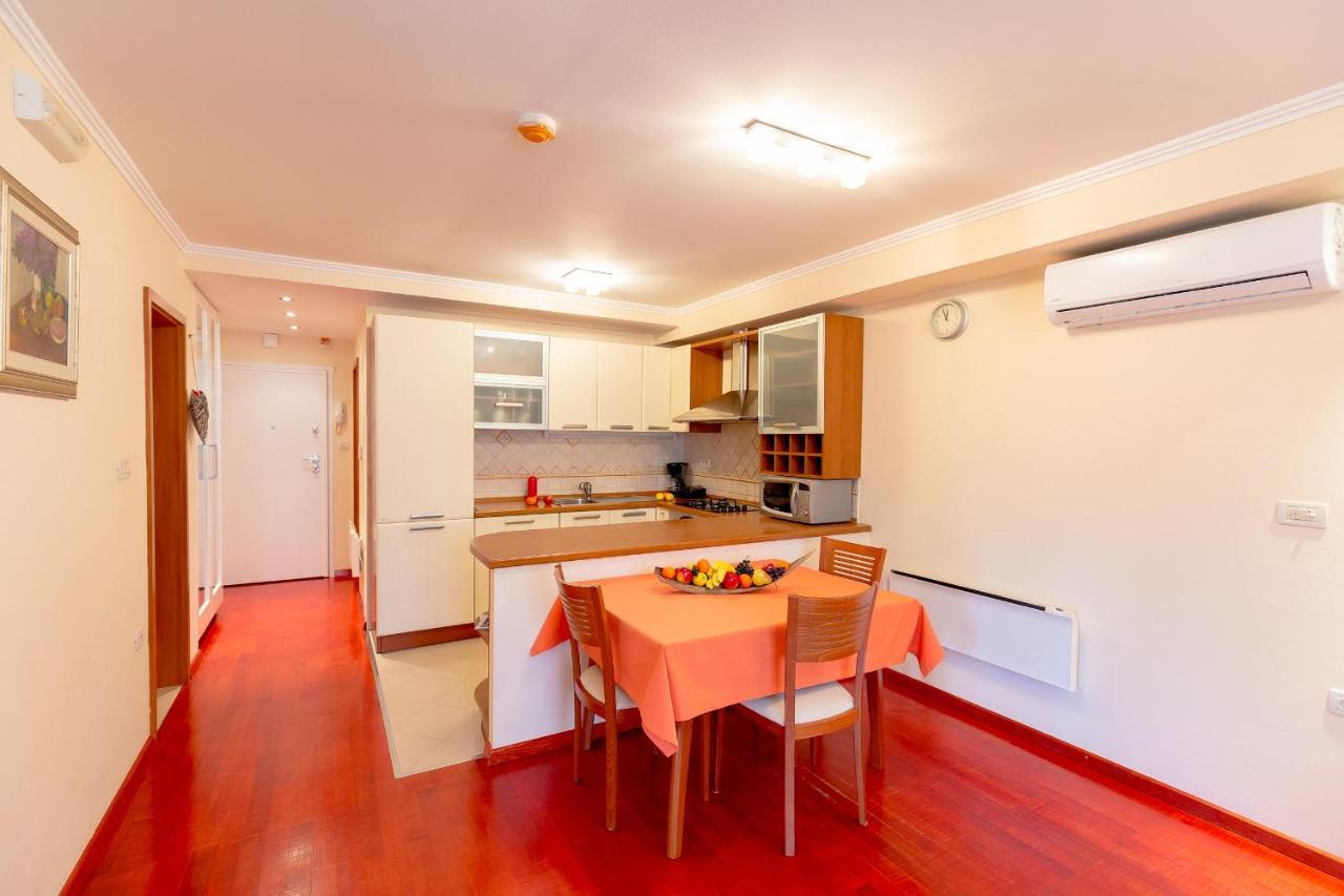 Leona & Borna's Lapad Appartement