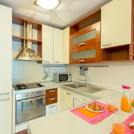 Leona & Borna'S Central Lapad Suites Dubrovnik Exterior foto